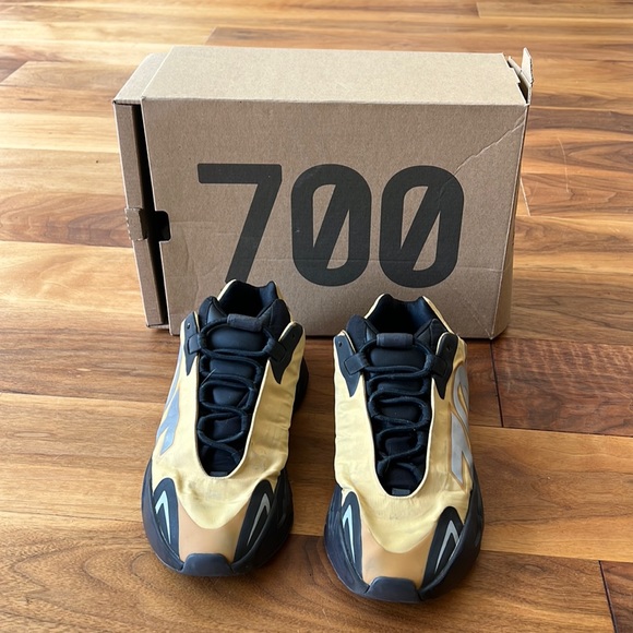 adidas gazelle silver green womens Adidas Yeezy Honey Flux 700 MNVN Size 8 – My Cuzin Vintage Cleveland